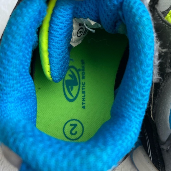 Athletic Works Baby Shoes (size 2) - Picture 6 of 7
